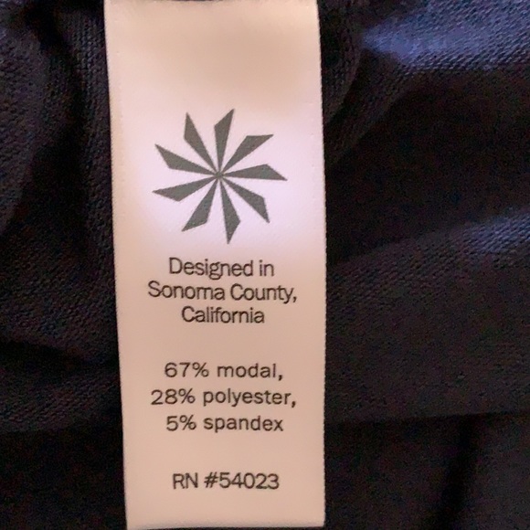 Athleta Navy threadlight relaxed mock neck tank sm - Picture 8 of 8